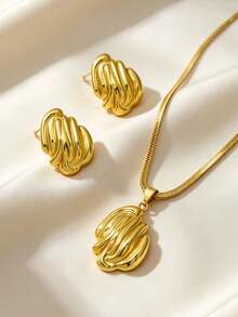 3pcs/Set Exquisite Gold Pendant Necklace And Earrings Set, Summer Fashion Minimalist Women's Jewelry Set, Geometric Asymmetrical Texture Design, Unique Texture Design, Minimalist Daily Wear Jewelry Gift Set - Non-Fading Stainless Steel Jewelry Set - Jewelry Set - View 5