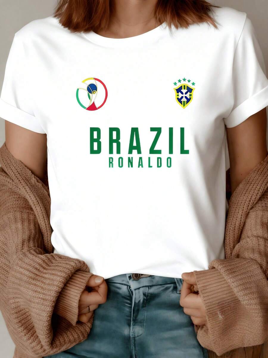 Symbols That Evoke The Passion For Brazilian Football And The Spirit Of Unity With Vibrant Colors And National . Modern Casual Women's T-Shirt For Sports Fans - 白色 - 查看 1