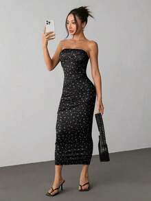 Vestido mini ajustado sin tirantes con estampado floral diminuto de verano - Negro - Ver 5
