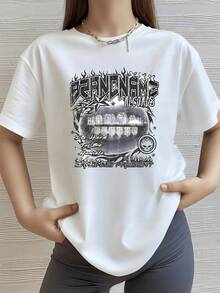 Llamas ardientes en torno a una boca metálica simbolizan fuerza desafiante libertad urbana y actitud rebelde camiseta de mujer blanca moderna para uso casual - Blanco - Ver 8