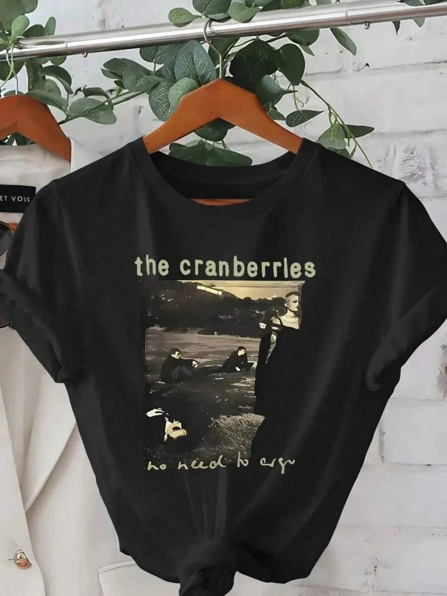 1pc Camiseta Vintage de Mujer The Cranberries - Diseño Gráfico del Álbum No Need to Argue Estilo Retro Irlandés Años 90s con Letras Oficiales, Ropa Casual Última Oportunidad Regalo Ideal para Fans y Coleccionistas Nostálgicos Lavable a Mano o en Lava Negra Con Arte Del Album & Tipografía Antigua Perfecta Para Looks Primaverales y Veraniegos
