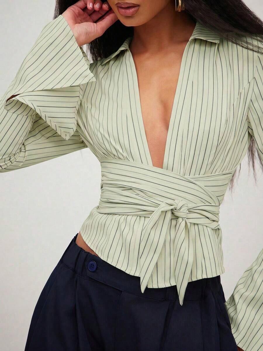 Top con lazo frontal y mangas acampanadas a rayas - Caqui - Ver 1