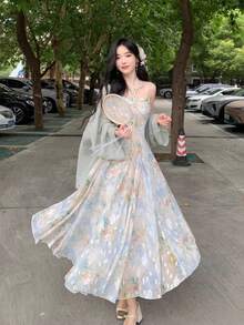 Women's Long Bohemian Dress, Halter Neckline With Pearl Appliqué, Multicolored Floral Print, Wide Princess-Style Skirt In Transparent Organza, Includes Knitted Bolero, Fresh And Elegant Style Ideal For Spring Holidays And Garden Parties. - 淺藍色 - 查看 3