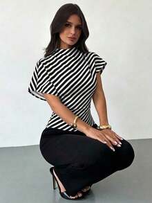 Blusa ajustada de estampado animal minimalista y casual con cuello fruncido, manga asimétrica y cintura fruncida, para mujer, para todas las estaciones - Blanco 2 - Ver 1