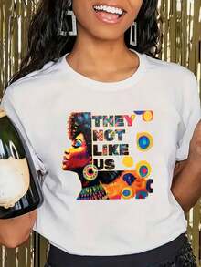 Women's Casual Short Sleeve T-Shirt With Letter And Earring Print - Crew Neck T-Shirt, Suitable For Casual Wear (Machine Washable) - A Casual Wear Essential. A Creative Gift. It's An Excellent Gift For Father's Day, Mother's Day, A Birthday, Or Any Holiday. - 白色 - 查看 7