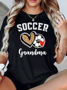 A Heart With An Animal Print Next To A Ball With A Small Red Heart Symbolizes The Passion For Football And Family Love. A Comfortable And Modern Women's T-Shirt For Sports Fans. - 黑色 - 查看 8