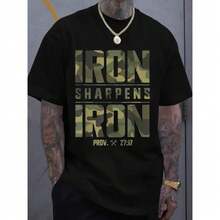 Camiseta Gráfica Oversize para Hombre CMBT 100% Algodón - Diseño con la Frase "IRON SHARPENS IRON" y el Versículo Bíblico Proverbios 27:17, Estampado Geométrico, Camiseta Casual de Estilo Urbano, Transpirable, Lavable a Máquina, Moda de Verano |         Patrón de camuflaje |         Tela duradera. VXFI - Negro - Ver 12