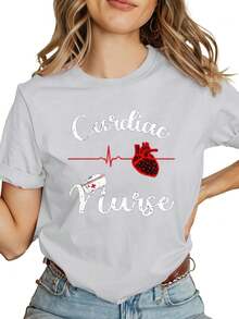 Comfortable And Stylish Women's T-Shirt Featuring A 'Nurse Heart, Heart Attack, Heartbeat, ECG, Text, And Heart Pattern' Design. Modern, Ideal For A Gift, Fashionable, Retro, Breathable, And Casual. Crew Neck, Regular Fit. Machine Washable. This Printed T-Shirt Is Suitable For All Occasions. SFON - 白色 - 查看 5
