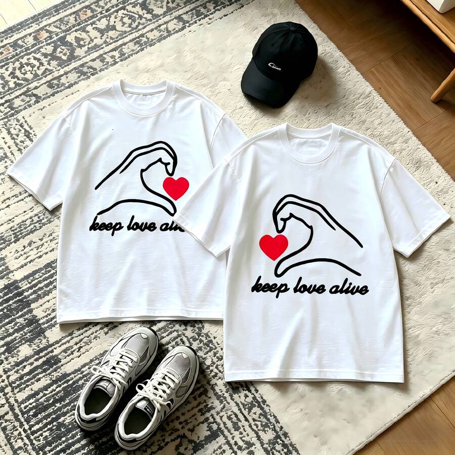 2-Piece Couple Matching Pattern T-Shirt, 100% Cotton, Loose Fit, Soft And Breathable, Casual Round Neck Short Sleeved Top Keep Love Alive Heart Hands Design Versatile Patterns No Picky Combinations Coordinated Dating Casual Travel Simple And Cartoonish Printing Styles High Cost-Effectiveness Couple - 白色 - 查看 1