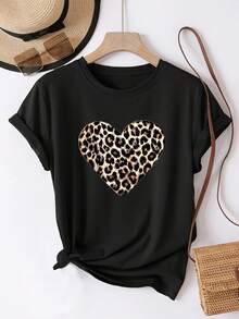 Camiseta de Mujer - Estampado de Leopardo y Corazón - Camiseta Casual de Manga Corta con Cuello Redondo, Elasticidad Media, Lavable a Máquina, Camiseta de Moda para Primavera y Otoño, Camiseta de Mujer, Multifuncional de Temporada, Opaca, Diseño Retro de Moda de Temporada, Ajuste Cómodo, Camisetas de Manga Corta para Mujer. - Negro - Ver 1