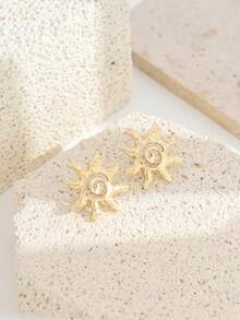 1 Par de Brincos Pendentes Minimalistas Versáteis Estilo Vórtice do Sol e do Oceano em Dourado para Uso Diário - Dourado - Visão 2