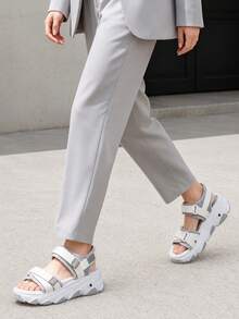 Sandalias tipo "padre" para mujer, colección verano 2026, transpirables, cierre de , suela gruesa, ideales para playa y deporte casual - Gris Oscuro - Ver 2