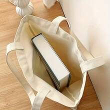 One Off-White Canvas Tote Bag Featuring A Robin In A Santa Hat Sitting On A Branch, Perfect For Women. Ideal For Shopping, Library, Or School Use, This Shoulder Bag Makes A Great Christmas Or Birthday Gift For Mothers, Students, And Teachers - 米色 - 查看 2