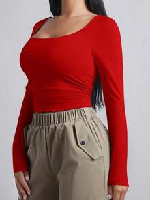 Camiseta crop de cuello cuadrado fruncido lateral - Rojo - Ver 5