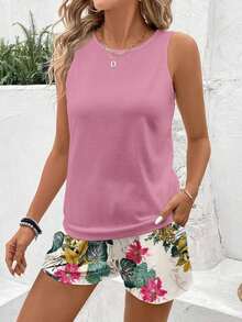 Conjunto de 2 piezas de pantalones cortos con estampado floral en todo el diseño en color café claro y top de camiseta sin mangas de cuello redondo negro, estilo casual de vacaciones con vibra retro para primavera/verano - Multicolor 3 - Ver 4
