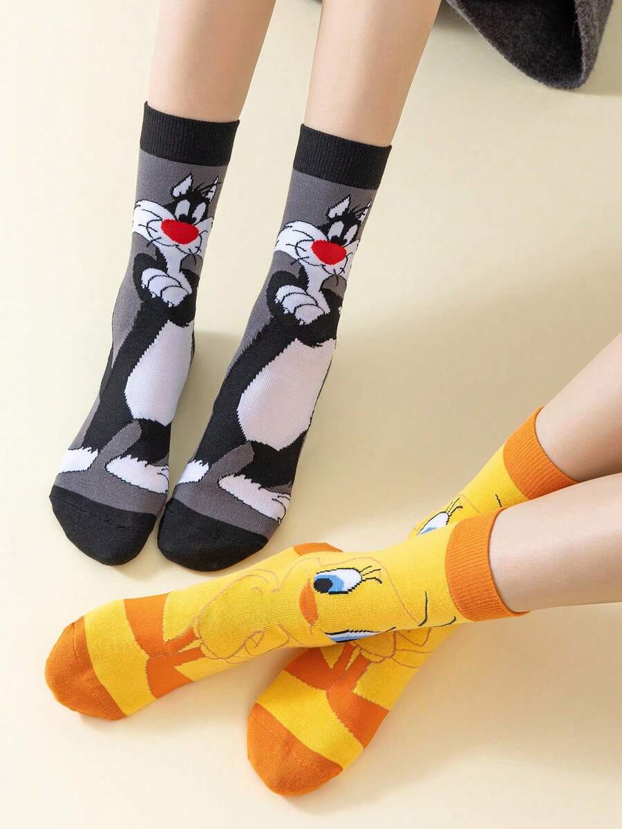 Noctvar OBM Sleepwear X LOONEY TUNES 2 pares de calcetines de media caña para hombre con estampado de gato y hermano, diseño de dibujos animados de Looney Tunes, calcetines deportivos casuales y versátiles de verano, resistentes al olor y absorbentes de sudor, con estampado de conejo loco, adecuados para estudiantes/adultos como regalo y uso diario, estilo de pareja - Multicolor - Ver 1