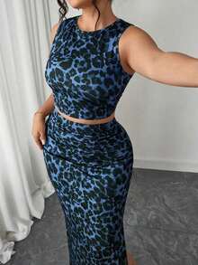 Conjunto de dos piezas de top de tirantes y falda con estampado de leopardo talla grande, sexy pero apropiado para el uso diario y el transporte - Azul - Ver 6
