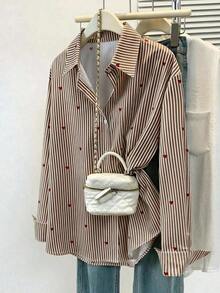 Blusa de mujer con cuello polo, estampado de corazones y rayas - Camisa casual de manga larga con botones, adecuada para uso diario en primavera, verano y otoño - Café integral - Ver 2