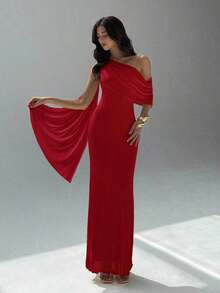 Vestido de mujer de unicolor con hombros asimétricos - Rojo - Ver 1