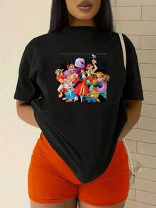 Illustration Of A Fun Group Of Pirates With Animated Expressions Celebrating An Adventure Next To A Treasure Chest, A Symbol Of Freedom And Camaraderie. Comfortable Casual Women's T-Shirt For Everyday Wear. - 黑色 - 查看 2