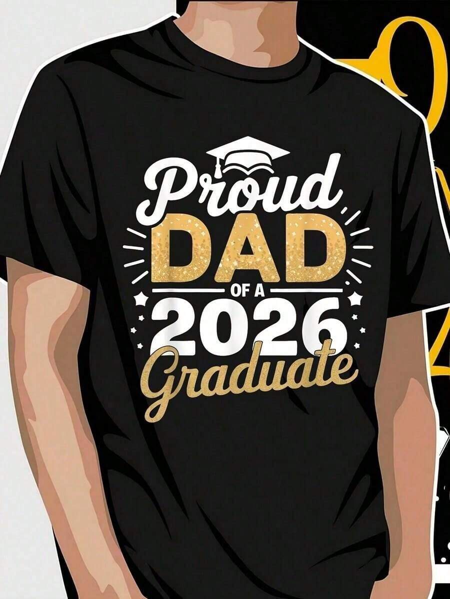 Camiseta para Papá de Graduados 2026 - 100% Algodón, Corte Holgado, Negra con Letras Doradas Brillantes y Diseño de Beca - Regalo para Padre Orgulloso de Graduados 2026, Ideal para Atuendos de Fiesta de Graduación - Ropa Casual Cómoda para Abuelo y Padre - Cuello Redondo Estilo Retro con Estampado Gráfico Divertido - Lavable a Mano o en Seco - Apta para Todas las Temporadas - Estampado de Beca y Diploma - Talla Adulto - Tejido de Punto Duradero WUZI - Blanco - Ver 1