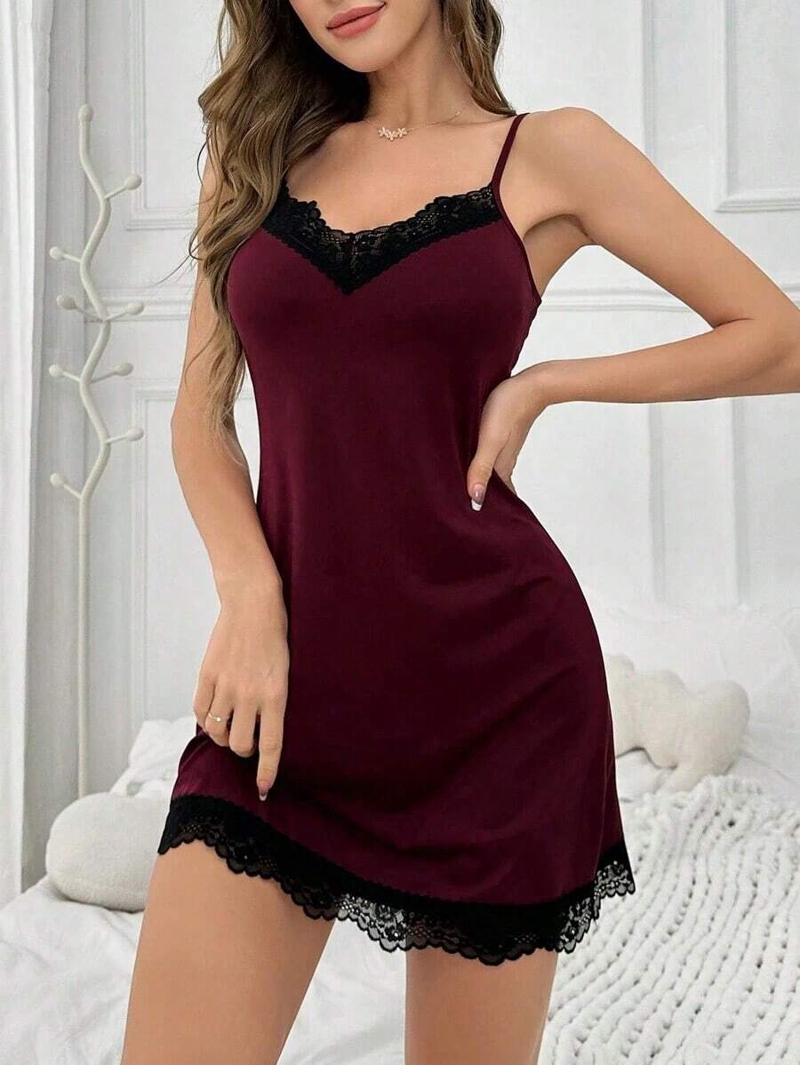 Camisón de pijama con tirantes y adorno de encaje para mujeres - Burdeos - Ver 1