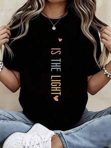 1 "Jesus Is The Light" White Casual Short-Sleeved T-Shirt With Religious Text Graphic Design And Heart, 180g, 100% Cotton. - 黑色 - 查看 1