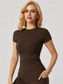 1 pieza Camiseta deportiva de manga corta de ajuste ceñido y minimalista para mujer, ideal para el verano - Café integral - Ver 8