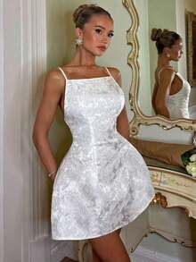 Vestido de mujer sin tirantes con decoración jacquard y floral 3D, vestido de té de lujo para banquetes y fiestas, vestido de princesa francés elegante con espalda descubierta y recortes, sexy y elegante para verano - Blanco - Ver 4