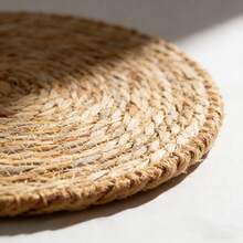 1 pieza/6 piezas Manteles individuales redondos tejidos de estilo bohemio - Diseño de ratán tejido a mano, perfecto para mesas de comedor & decoración del hogar – Ideal para bodas, Día de San Valentín, Navidad y fiestas - Color de la hierba - Ver 5