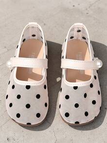 1 Pair New Girls' Black & White Polka Dot Mesh Mary Jane Shoes, Cream White Minimalist Vacation Style, Round Toe, Breathable, Durable, Non-Slip Rubber Sole, Flat Shoes, Pearl Strap Hook & Loop Closure, Suitable For 2-12 Years Old Girls, School, Daily, Outdoor, Party, Vacation Wear, Spring, Summer, All Seasons - Black and White - View 7