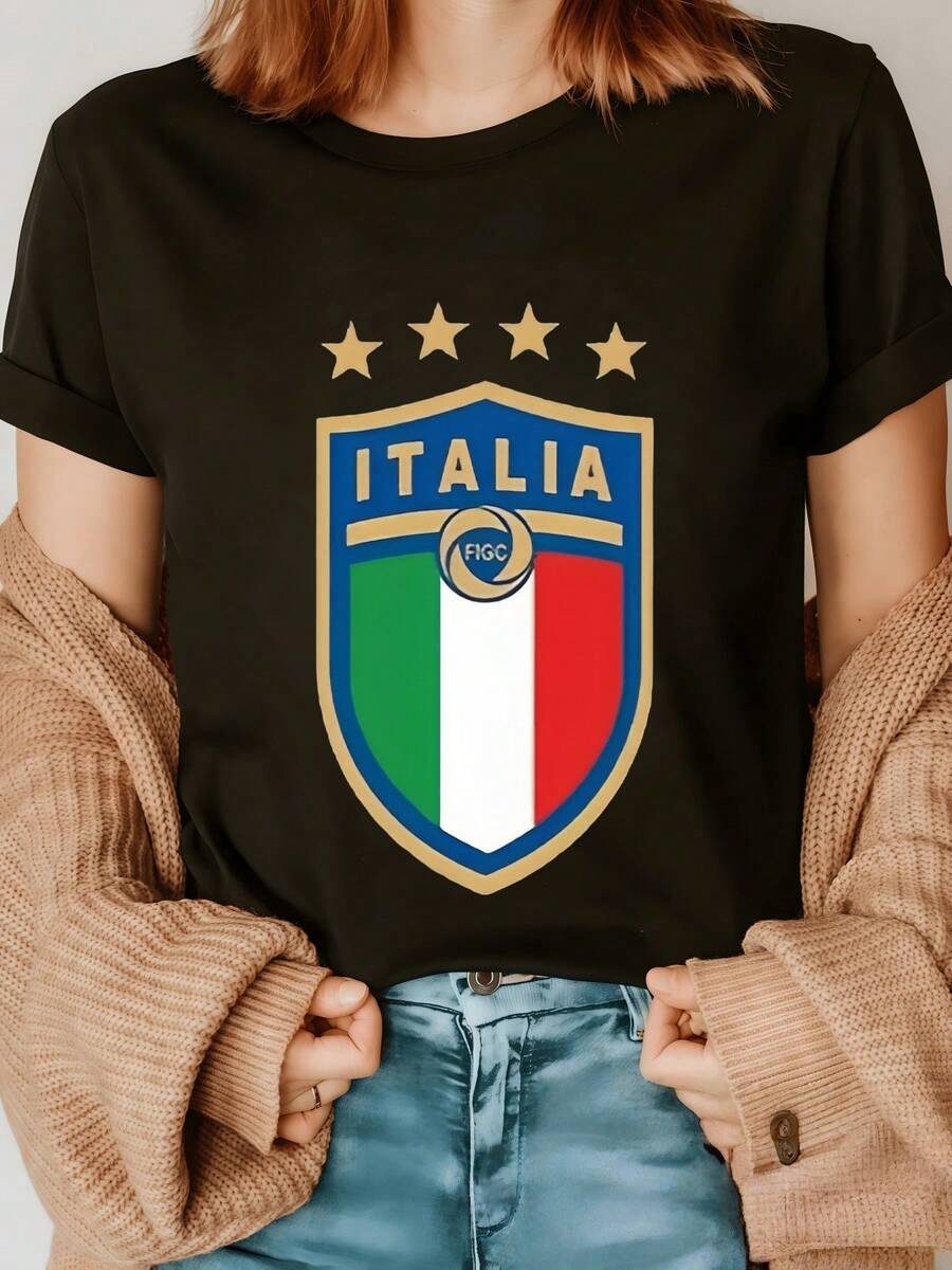 Tricolor Shield With Four Golden Stars Symbolizing National Pride And The Strength Of The Italian Team In A Vibrant And Elegant Design. Comfortable, Modern Casual Women's T-Shirt For Football Fans. - 黑色 - 查看 1