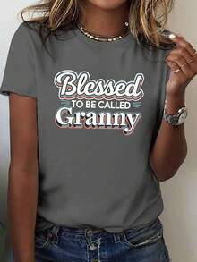 Agradecida de usar una camiseta que dice GRANNY, perfecta para salidas casuales de verano y primavera, diseñada para mujeres - Gris Oscuro - Ver 7