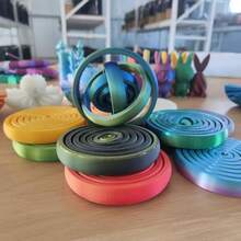1個 7環魔輪指尖環,3D立體工藝打造精美輪身,配色出眾。旋轉輪運轉流暢順滑,觸感細膩柔軟,整體堅固穩定,耐日常摩擦損耗。休閒時旋轉玩耍可舒緩焦躁情緒,緩解身心疲勞與焦慮。輕巧身形易於收納,適用多種場景,全年皆可用。時尚百搭風格,適合情人節、聖誕節、生日等場合送給親友,實用精緻的舒壓小禮物。 - 彩色 - 查看 5