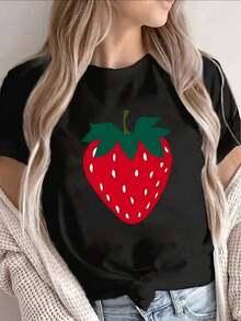 Camiseta de manga corta, ligera y duradera, con diseño de estampado de fresas, adecuada para salidas informales, uso en casa o para cenar. Ofrece un ajuste cómodo con un patrón de frutas rojo brillante. - Negro - Ver 7
