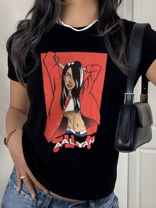 Figura femenina con chaqueta roja que levanta los brazos transmitiendo energía confianza y estilo moderno sobre fondo geométrico vibrante camiseta de mujer casual cómoda para uso diario - Negro - Ver 8