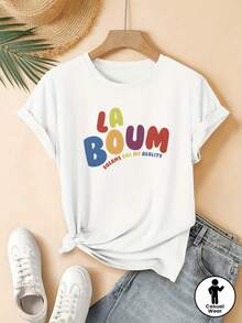 Camiseta Gráfica LA BOUM para Mujer - Estampado de Letras Divertido y Lindo, Manga Corta, Cuello Redondo, Blusa Casual de Verano, Lavable a Máquina, Top Diario para Mujeres (Regalo) - Negro - Ver 2
