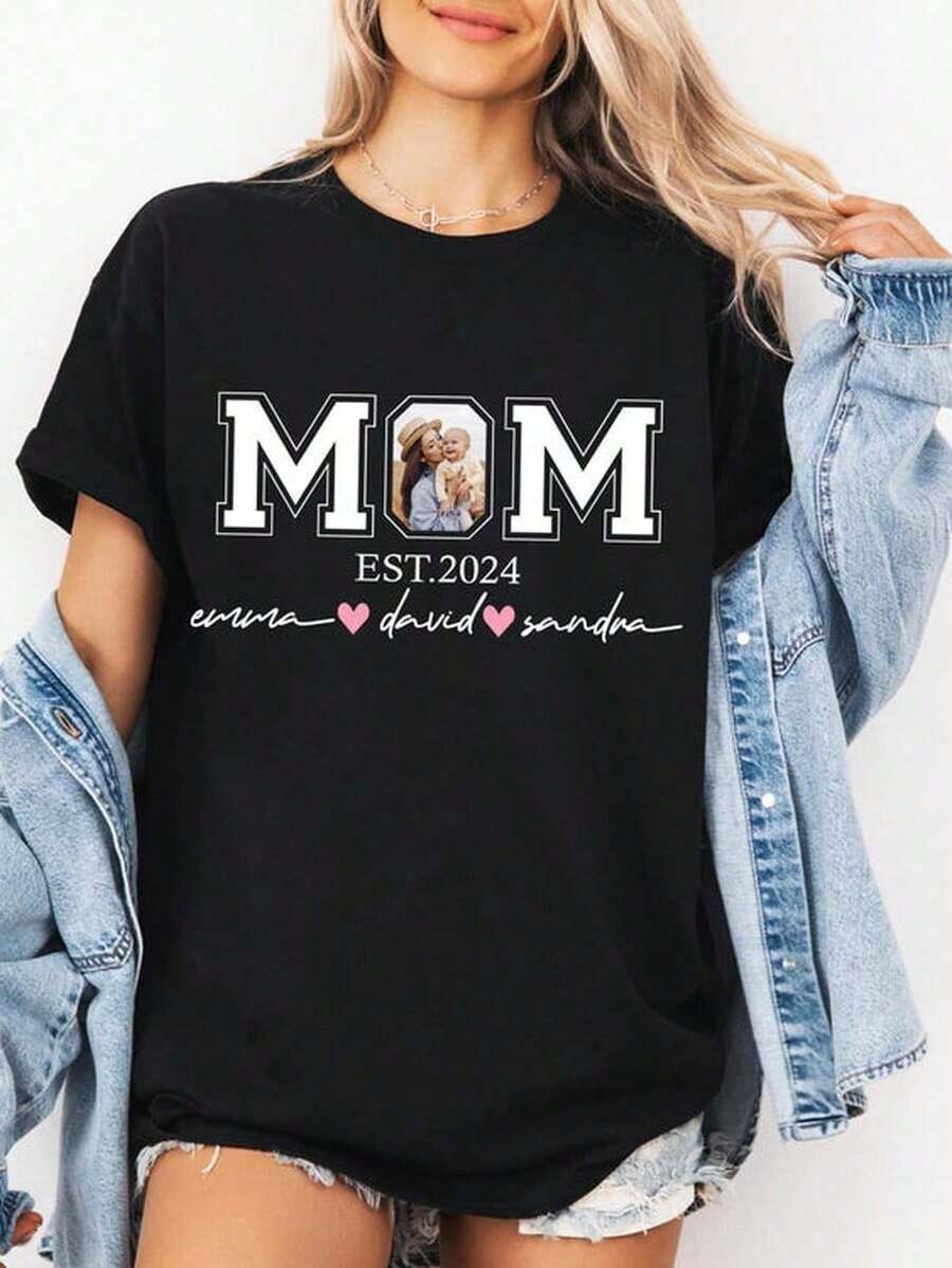 Camiseta con foto de mamá 2026, camiseta con texto personalizado, regalo para el Día de la Madre, camiseta para el Día de la Madre, regalo personalizado para mamá, regalo de cumpleaños personalizado para mamá. J*PG220 g C-AmiS-eta de al-Godón puro de perfecto para relA-Jarse el fin de semana, hA-cer picnics y reuniones familiares. Un regalo iD-eal para padres y familiares.Pure-Cotton - Negro - Ver 1