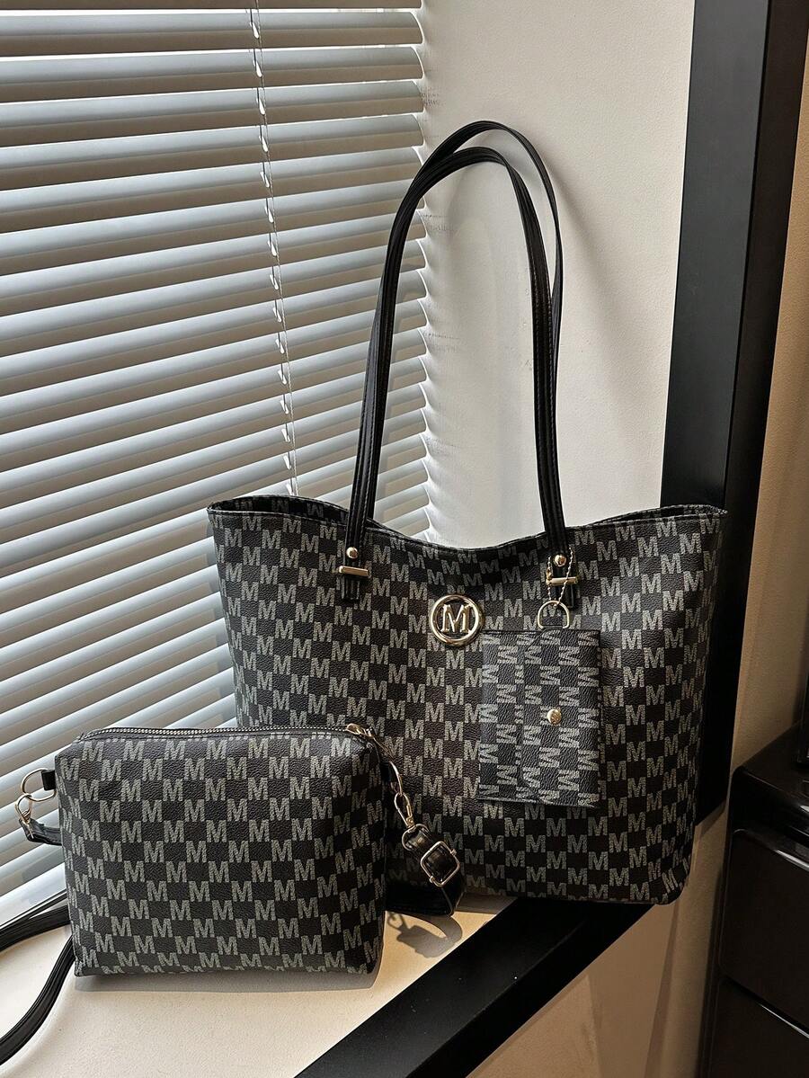 Bộ 3 túi tote in chữ M, có chi tiết logo kim loại, chất liệu giả da và vải bố, thiết kế miệng túi mở, phong cách thường ngày, túi đeo vai cỡ lớn kèm ví nhỏ và ví đựng tiền xu dành cho nữ. - màu đen - Xem 1