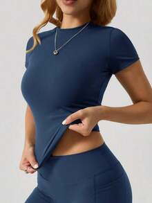 1 pieza Camiseta deportiva de manga corta de ajuste ceñido y minimalista para mujer, ideal para el verano - Azul - Ver 9