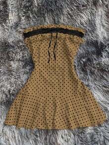 Vestido mini sin tirantes con estampado de lunares de color contrastante para mujer - Camel - Ver 5