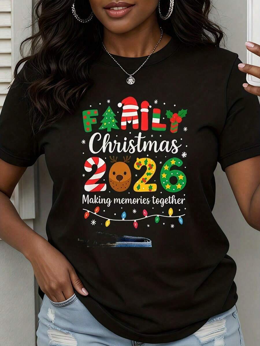Camiseta Navideña Familiar 2026: Creando Recuerdos Juntos, Diseño de Árbol de Navidad, Renos y Luces, Blanca, Estilo Casual para Mujer, Estilo Vintage Urbano, Unisex, Holgada, de Algodón, Manga Corta, Cuello Redondo, 100% Algodón - Negro - Ver 1