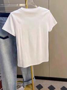 Camiseta de mujer de talla grande con estampado minimalista de corazón negro, perfecta para el Día de San Valentín, el transporte diario, regalos festivos, moda, camisetas elegantes, camisetas hermosas, regalos para hermanos, regalos para hermanas, regalos para madres, regalos del Día de la Madre, tops casuales pero elegantes - Blanco 4 - Ver 2