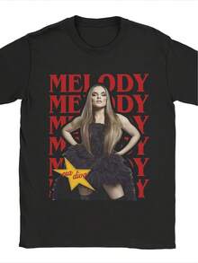 Melody Esa Diva Unisex T-Shirt For Men And Women, Soft And Essential For Year-Round Casual Wear, Versatile Style For Any Occasion, Affordable Everyday Wear, And A Perfect Gift For Fans And Friends. With A Crisp, Streamlined Cut, This Garment Creates A Clean And Vibrant Look. Its Relaxed Yet Flattering Silhouette Suits All Body Types, Offering A Style That Is Both Casual And With A Touch Of Elegance. - 黑色 - 查看 1