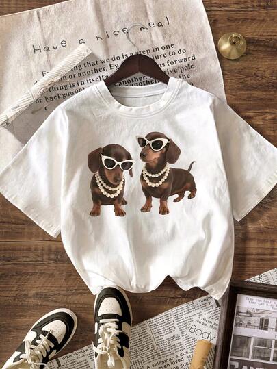 Áo thun in hình chó Dachshund dễ thương, kiểu Hàn Quốc, áo thun ngắn tay cổ tròn phong cách mùa hè dành cho nữ, màu trắng.