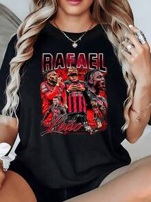 Figure Of Football Players With Passionate Energy And Competitive Spirit Highlighting Red And Black Tones Symbolizing Strength And Unity, Modern Casual Women's T-Shirt Comfortable For Everyday Wear - 黑色 - 查看 8