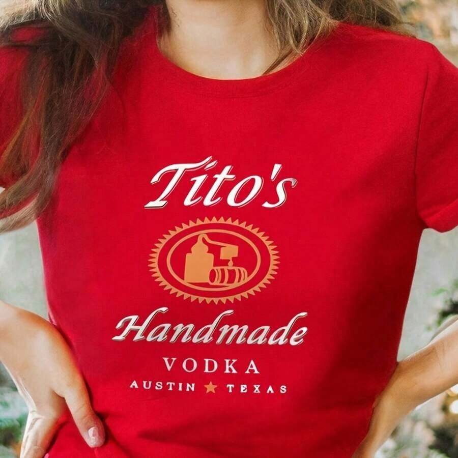 Tito's Handmade Vodka Logo T - Shirt For Fans, White Text With Orange Emblem, Austin Texas Star Design, Black Casual Crew Neck T - Shirt, Soft Breathable Summer Tee For Men Women FansValentine Gift, Valentine Days,Going Out Tops,Vintage,Summer Outfits For Women,T-ShirtWomen's Summer Clothing, Suitable For Graduation Ceremonies And Soccer Games,4th Of July Outfit Women - 紅色 - 查看 1