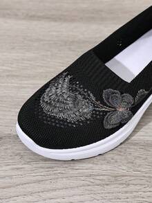 女款花卉刺繡蝴蝶裝飾休閒運動鞋圓頭厚底日常通勤鞋春秋款 - 黑色 - 查看 7