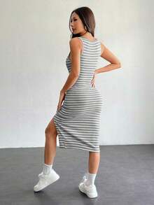 Vestido casual de verano para mujer con parte superior de tirantes y rayas, con abertura - Gris Claro - Ver 2
