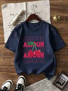 Playera Mujer "Amour Cerezas" - Diseño Chic con Letras y Frutas en Azul Marino - Azul Marino - Ver 1